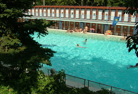 Photos of Csillaghegyi Árpád Bath